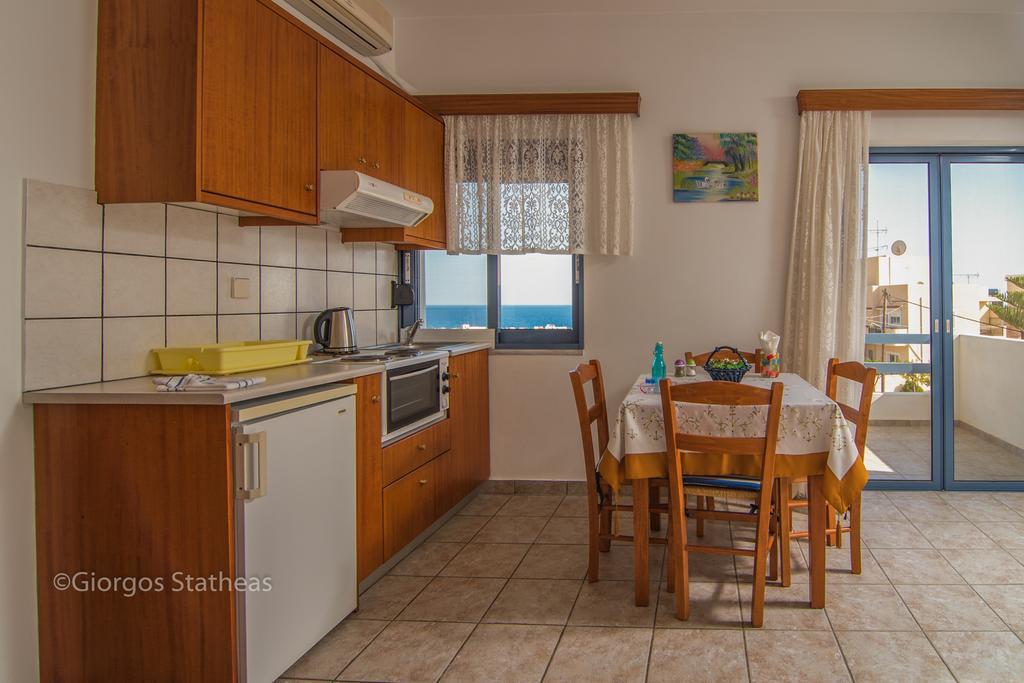 Roula Apartments パレオコラ エクステリア 写真