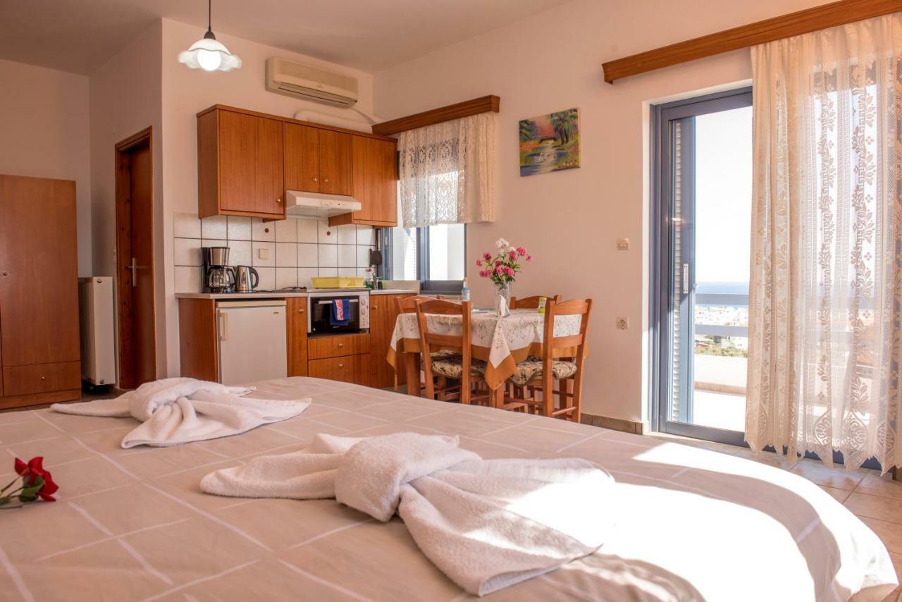 Roula Apartments パレオコラ エクステリア 写真